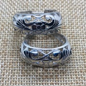 Silver (TESTED) Filigree Scroll Floral Design Hoop Latch Back Earrings